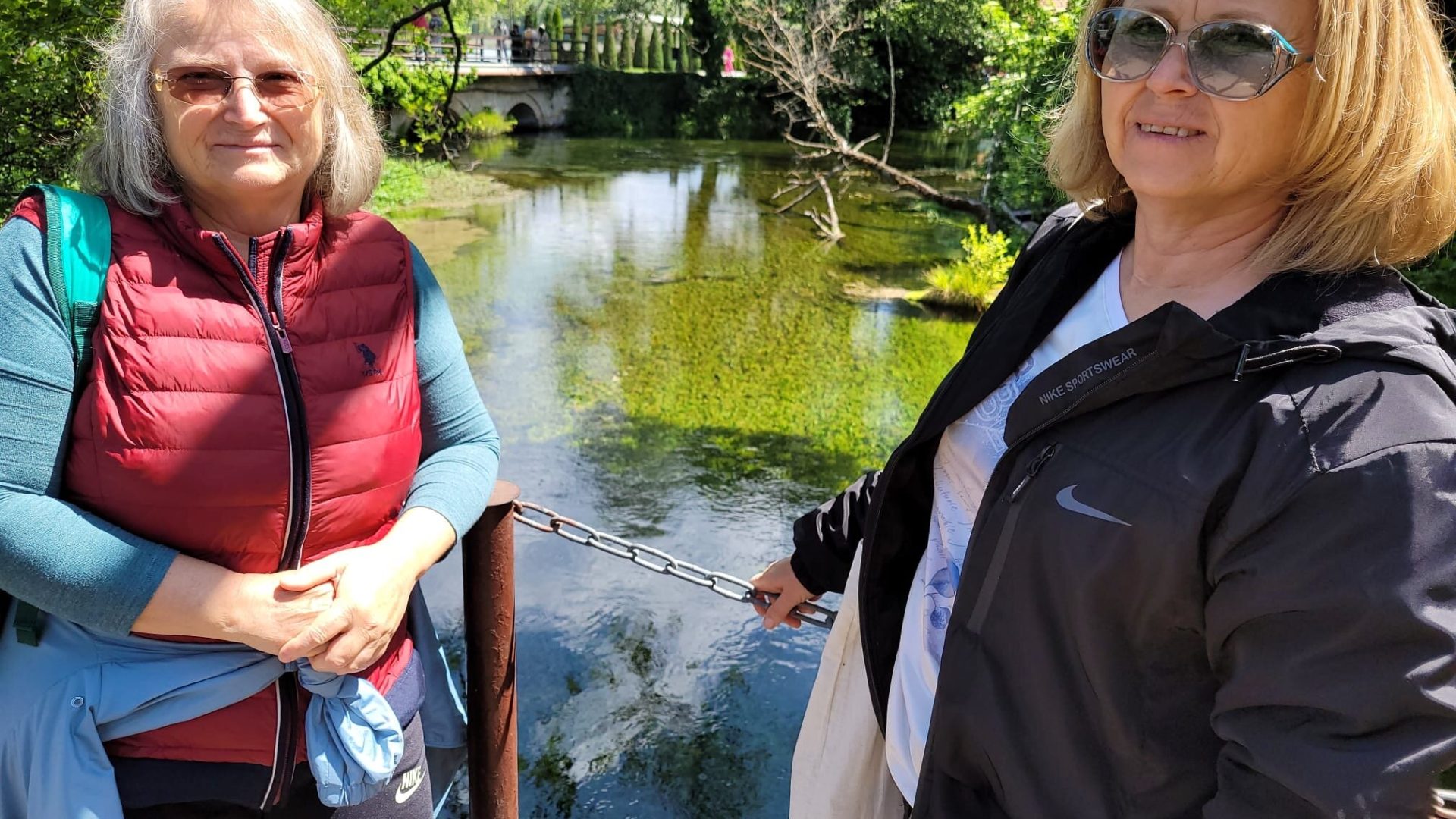 013c8b6b-b811-4d37-8870-bffd8230ce46