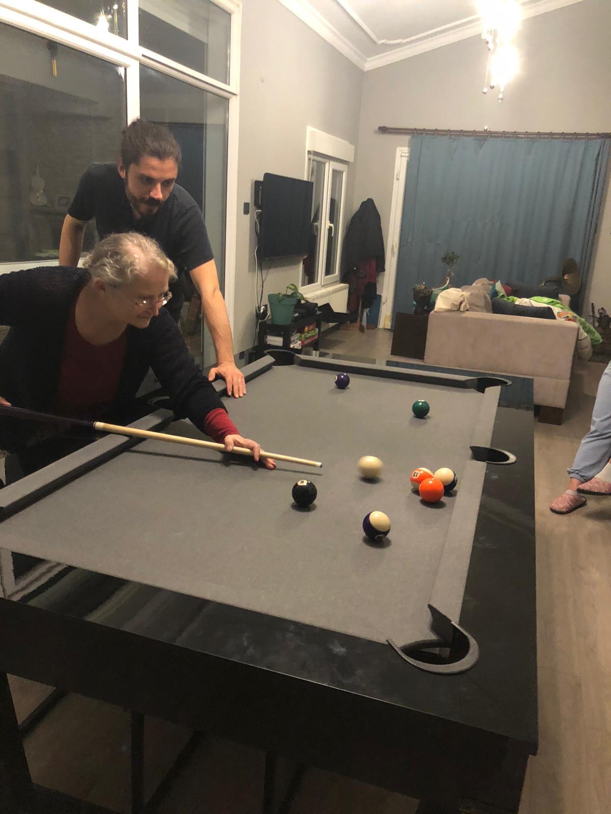 eb260fa9-f77f-4947-b951-87a607930a57